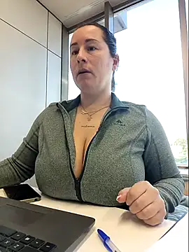 bichota85 online show from 02-16-26, 10:00