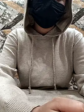 Snapshot of Sophia_James_ chatting on 12-17-25, 08:48 Sophia James online show from 12-17-25, 08:48