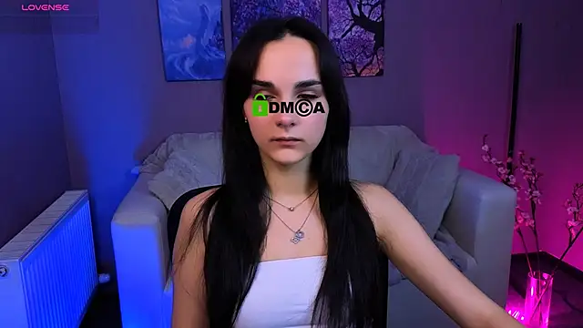 ariana ross7 online show from 11-14-25, 08:18