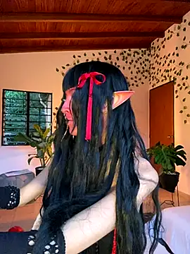 Snapshot of Nymphel1Moth chatting on 11-06-25, 10:43 Nymphel1Moth online show from 11-06-25, 10:43