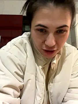 Snapshot of Sweet_Lya09 chatting on 10-12-25, 03:49 Sweet Lya09 online show from 10-12-25, 03:49