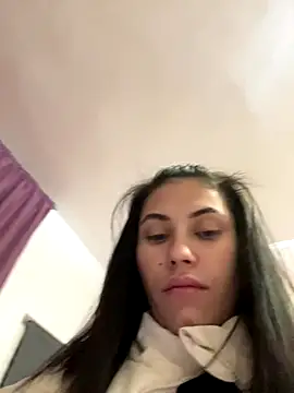 Snapshot of Sweet_Lya09 chatting on 10-14-25, 04:35 Sweet Lya09 online show from 10-14-25, 04:35