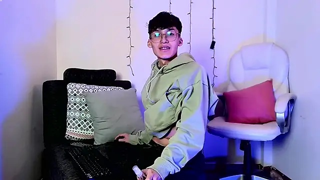 bellmontneon online show from 11-03-25, 11:33