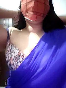 Snapshot of Bhaavyasingh chatting on 09-19-25, 07:14 Bhaavyasingh online show from 09-19-25, 07:14