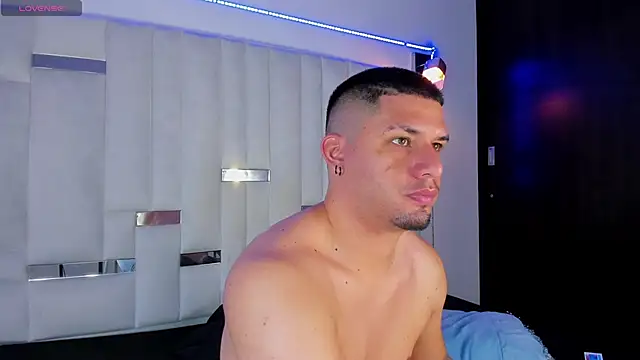 Snapshot of Jacob19_ chatting on 09-26-25, 11:47 Jacob19 online show from 09-26-25, 11:47