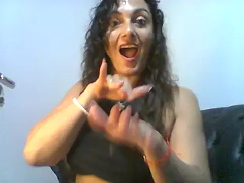 dulcefanny online show from 04-21-26, 02:04