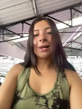 Karlee Grey1 online show from 11-04-25, 07:35