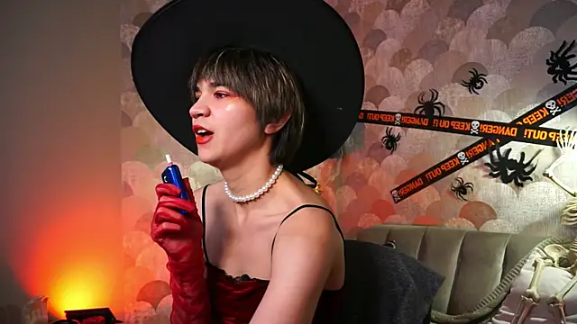 Snapshot of sandzu_ chatting on 10-27-25, 08:24 sandzu online show from 10-27-25, 08:24