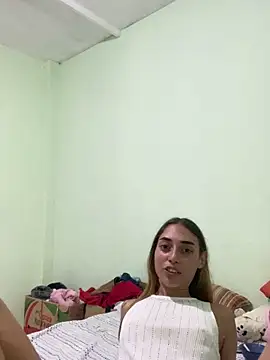 loirinhaaa online show from 12-19-25, 11:12