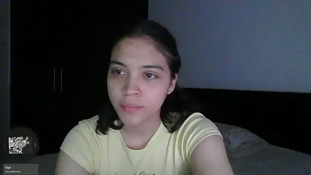 Snapshot of _curiouskitten_ chatting on 02-12-26, 02:17 curiouskitten online show from 02-12-26, 02:17