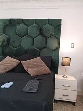 AllexJacob online show from 04-09-26, 01:16