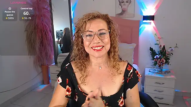 Jademommy  online show from 01-06-26, 06:22