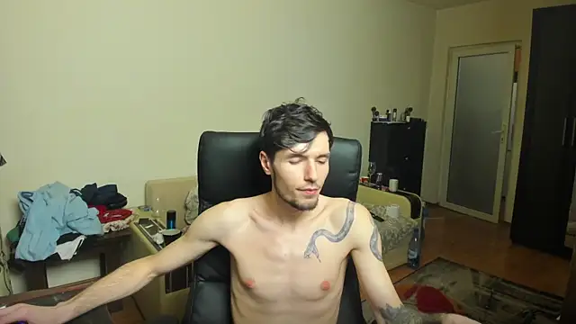 Snapshot of dirty_justin chatting on 11-24-25, 03:56 dirty justin online show from 11-24-25, 03:56