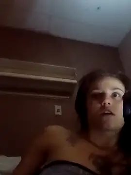 Snapshot of cicithtbitch chatting on 11-10-25, 12:09 cicithtbitch online show from 11-10-25, 12:09