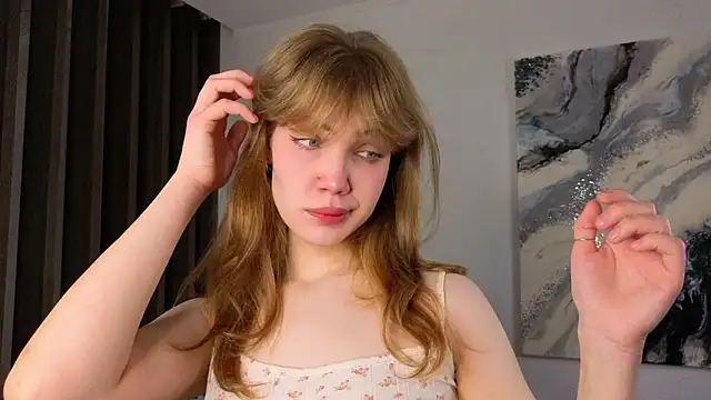 pienaple online show from 11-26-25, 04:13