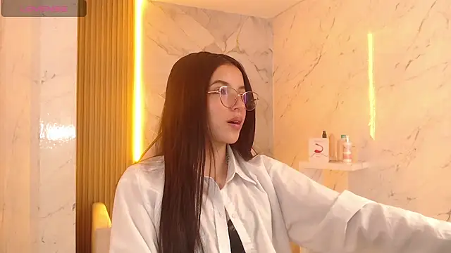 Snapshot of sophiadoll_tf chatting on 05-07-26, 01:16 sophiadoll tf online show from 05-07-26, 01:16