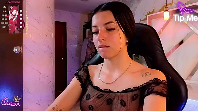 Snapshot of sophiadoll_tf chatting on 06-06-26, 12:54 sophiadoll tf online show from 06-06-26, 12:54