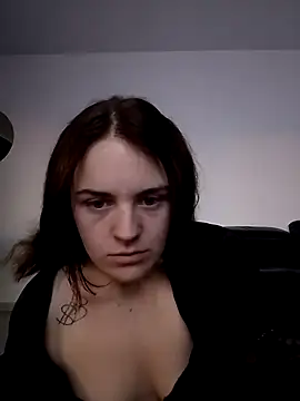 jujuistda1 online show from 11-07-25, 06:35