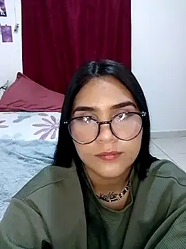 Renata Zoe online show from 10-22-25, 01:50