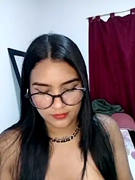 Renata Zoe online show from 10-24-25, 01:57