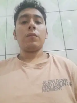 Snapshot of latinbigcock1_ chatting on 10-27-25, 10:36 latinbigcock1 online show from 10-27-25, 10:36