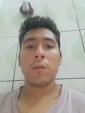 Snapshot of latinbigcock1_ chatting on 10-31-25, 01:50 latinbigcock1 online show from 10-31-25, 01:50