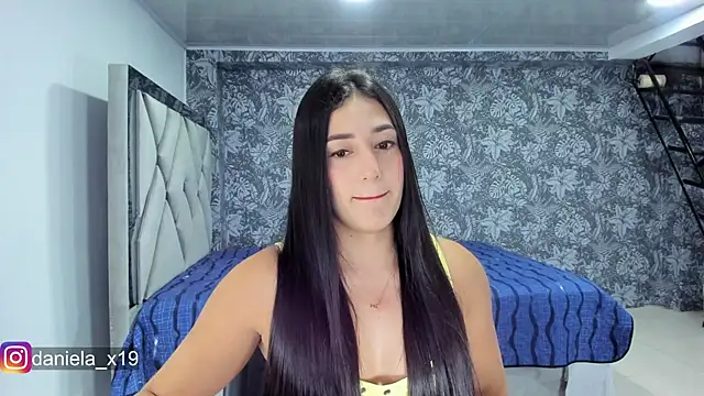 Snapshot of Daniela_x19 chatting on 04-29-26, 12:37 Daniela x19 online show from 04-29-26, 12:37