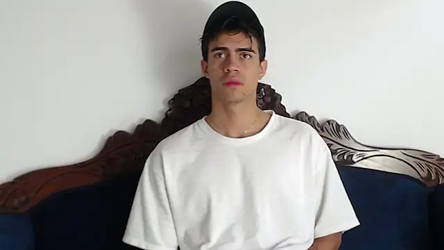 Snapshot of cody_pipper_ chatting on 10-26-25, 02:45 cody pipper online show from 10-26-25, 02:45