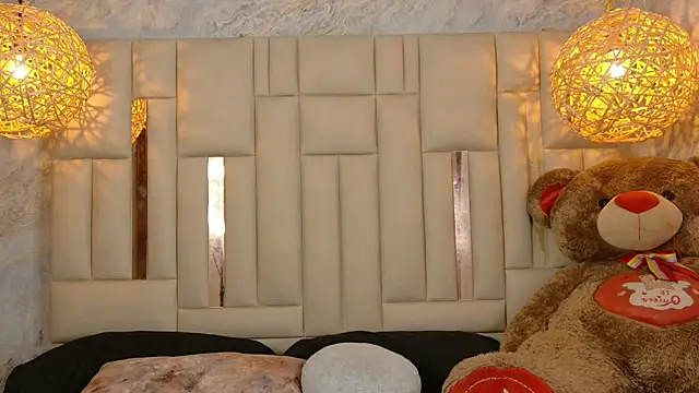 Snapshot of Dixiebelle chatting on 07-14-26, 10:15 Dixiebelle online show from 07-14-26, 10:15