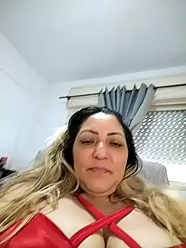 Snapshot of Lunita86 chatting on 11-05-25, 02:28 Lunita86 online show from 11-05-25, 02:28