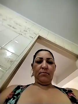 Snapshot of Lunita86 chatting on 11-29-25, 01:25 Lunita86 online show from 11-29-25, 01:25