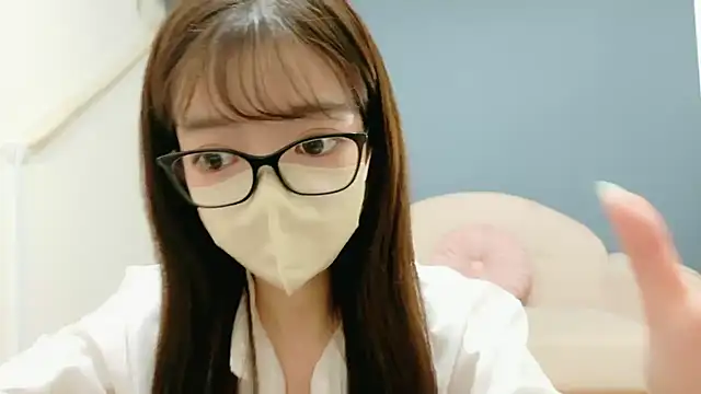 Snapshot of Mirai_H_ch chatting on 09-21-25, 06:04 Mirai H ch online show from 09-21-25, 06:04