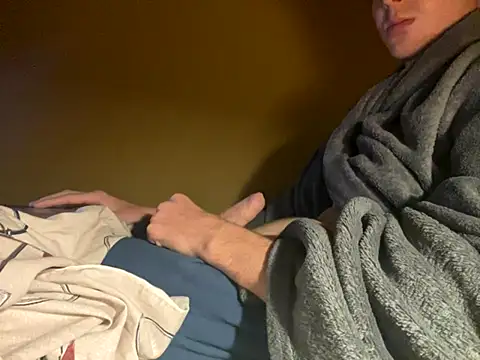 Snapshot of Randy9222 chatting on 09-23-25, 08:23 Randy9222 online show from 09-23-25, 08:23