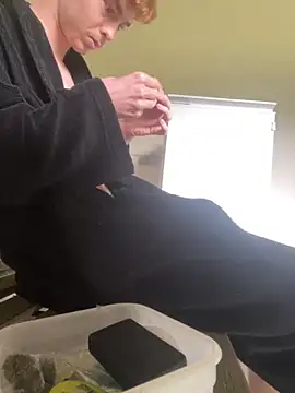 Snapshot of Randy9222 chatting on 10-11-25, 10:03 Randy9222 online show from 10-11-25, 10:03