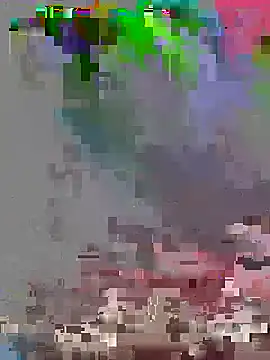 Hott cutgirl online show from 10-20-25, 12:00