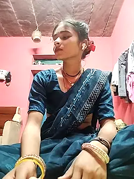 Snapshot of R_Roshni chatting on 09-20-25, 04:30 R Roshni online show from 09-20-25, 04:30