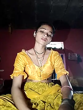 Snapshot of R_Roshni chatting on 09-24-25, 05:11 R Roshni online show from 09-24-25, 05:11