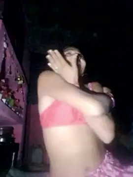 Snapshot of R_Roshni chatting on 12-01-25, 02:22 R Roshni online show from 12-01-25, 02:22