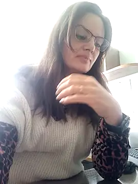 Snapshot of ValeriaLove43211 chatting on 10-07-25, 07:16 ValeriaLove43211 online show from 10-07-25, 07:16