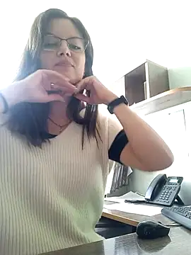 Snapshot of ValeriaLove43211 chatting on 10-08-25, 08:01 ValeriaLove43211 online show from 10-08-25, 08:01