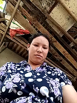 Snapshot of callistra chatting on 09-18-25, 06:37 callistra online show from 09-18-25, 06:37