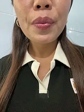 Milky-milk online show from 03-26-26, 05:24