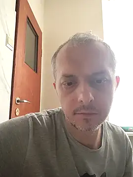 szajbusek41 online show from 04-22-26, 10:06