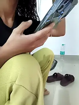 Snapshot of sassyishhu76 chatting on 02-21-26, 01:45 sassyishhu76 online show from 02-21-26, 01:45