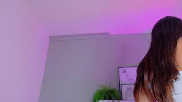 KeendraFox  online show from 11-03-25, 10:16