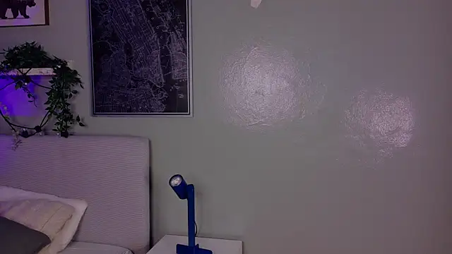 KeendraFox  online show from 04-10-26, 10:09