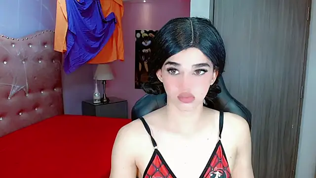 Snapshot of Sophia_Stonee chatting on 10-16-25, 02:07 Sophia Stonee online show from 10-16-25, 02:07