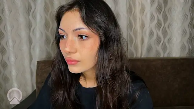 sweeet strawberies online show from 09-22-25, 04:31