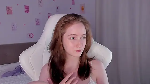 CrystalSoul  online show from 09-20-25, 04:08