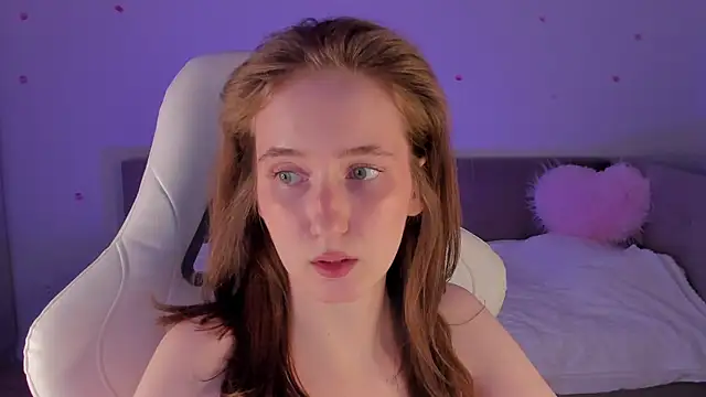 CrystalSoul  online show from 10-15-25, 09:48